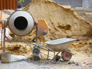 O que é uma betoneira e quais são suas vantagens?