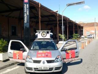 Por que a Divulgação com Carro de Som Ainda Funciona e Gera Resultados Reais