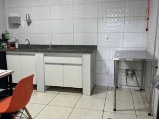 Quais são os benefícios de um consultório veterinário completo?