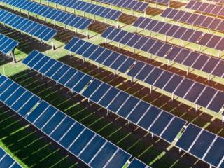 Por Que a Energia Solar On Grid é a Melhor Opção para Comércio em Teresópolis