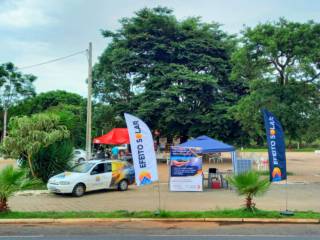 Park Way recebe estande da Efeito Solar e moradores demonstram interesse por energia sustentável