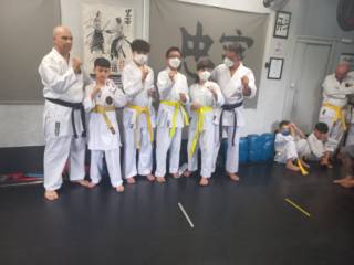 Karate -  Primeira Turma  Graduação para faixa amarela