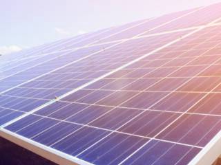 O que é um microinversor solar grid tie?