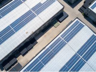 Conheça os benefícios da energia solar para indústrias