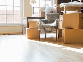 Fazer a mudança sozinho ou contratar um profissional: qual a melhor opção?