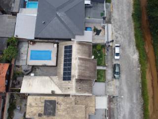 Rafael Bom Viver – Biguaçu Potência de 4,4 kWp Economia anual de R$ 3.800,00