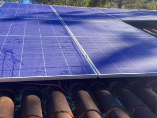 Sistema Residêncial em Teresópolis, RJ Potência de 15,40kWp Economia Anual de R$ 14.580,00