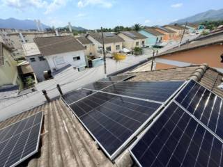 Energia Solar em Campo Grande, RJ: 10 Módulos Instalados