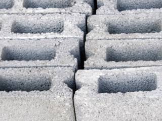 Diferença entre diferentes tipos de blocos de concreto