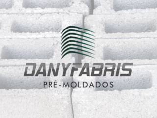 Os pisos intertravados da DanyFabris em Cuiabá unem resistência, estética e praticidade para áreas externas.