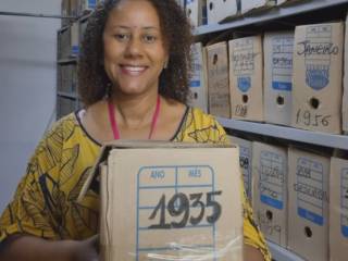 Por que a identificação correta dos documentos é essencial para uma gestão eficiente?