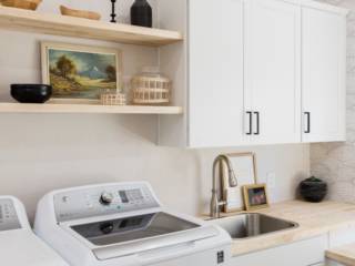 Móveis Planejados para Lavanderia: Organização Inteligente em Espaços Reduzidos