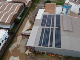 Usina industrial de 111,24 Kwp na Serra, ES