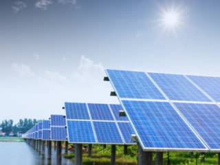 Como a Energia Solar é Convertida em Eletricidade