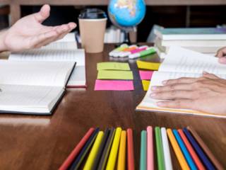 Ambiente estimulante + apoio individualizado = sucesso nos estudos