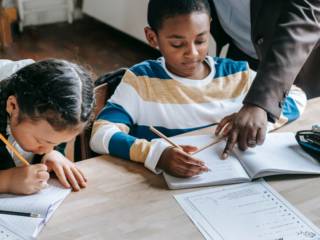 Parceiro certo para o seu filho: reforço escolar que faz a diferença