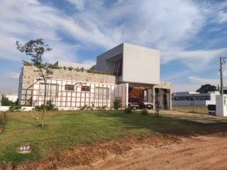 Residência Liz e Thiago Ortiz