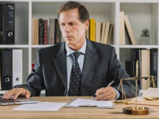 Danos morais: quando é possível pedir indenização e como comprovar
