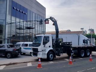 A Volvo é parceira da Piraguindaste - Locações e Transporte, onde já atendemos as necessidades da empresa.          Perguntar ao ChatGPT