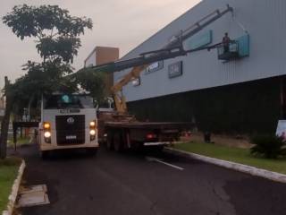 Içamento de Estruturas e Serviços com Cesto Aéreo