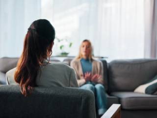 Você consegue seriedade e expressar suas emoções?