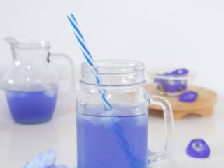 Como usar gelo saborizado no preparo de drinks