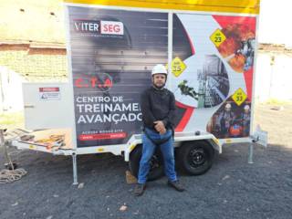 Apresentamos nosso simulador de alta tecnologia para trabalho em altura e espaço confinado.