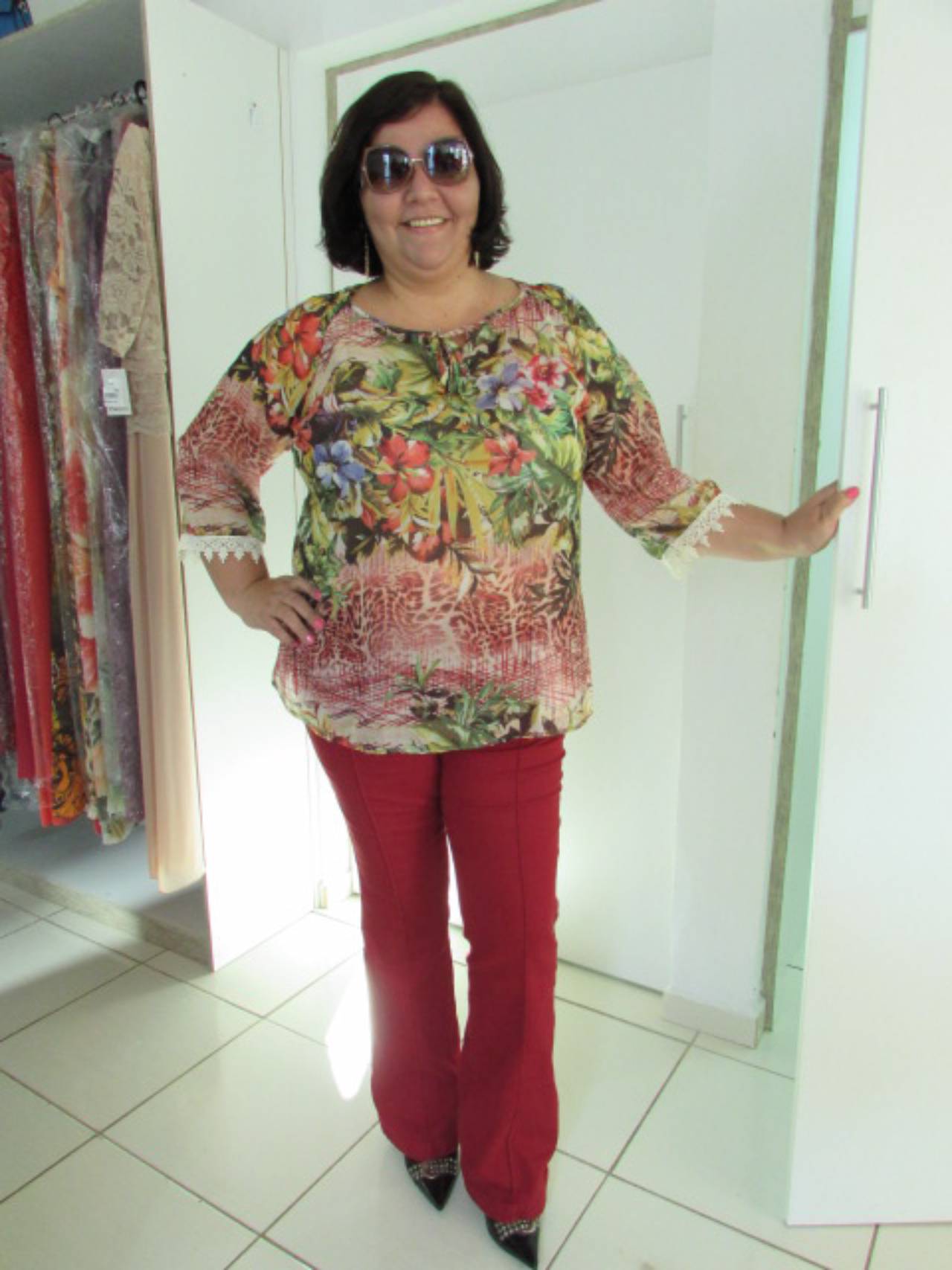 calça flare com bata