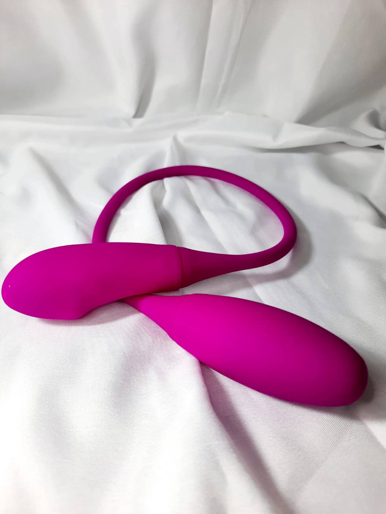 Vibrador duplo recarregável confeccionado em silicone em bauru, jaú, bariri  e região em Bauru, SP | Classificados - Solutudo