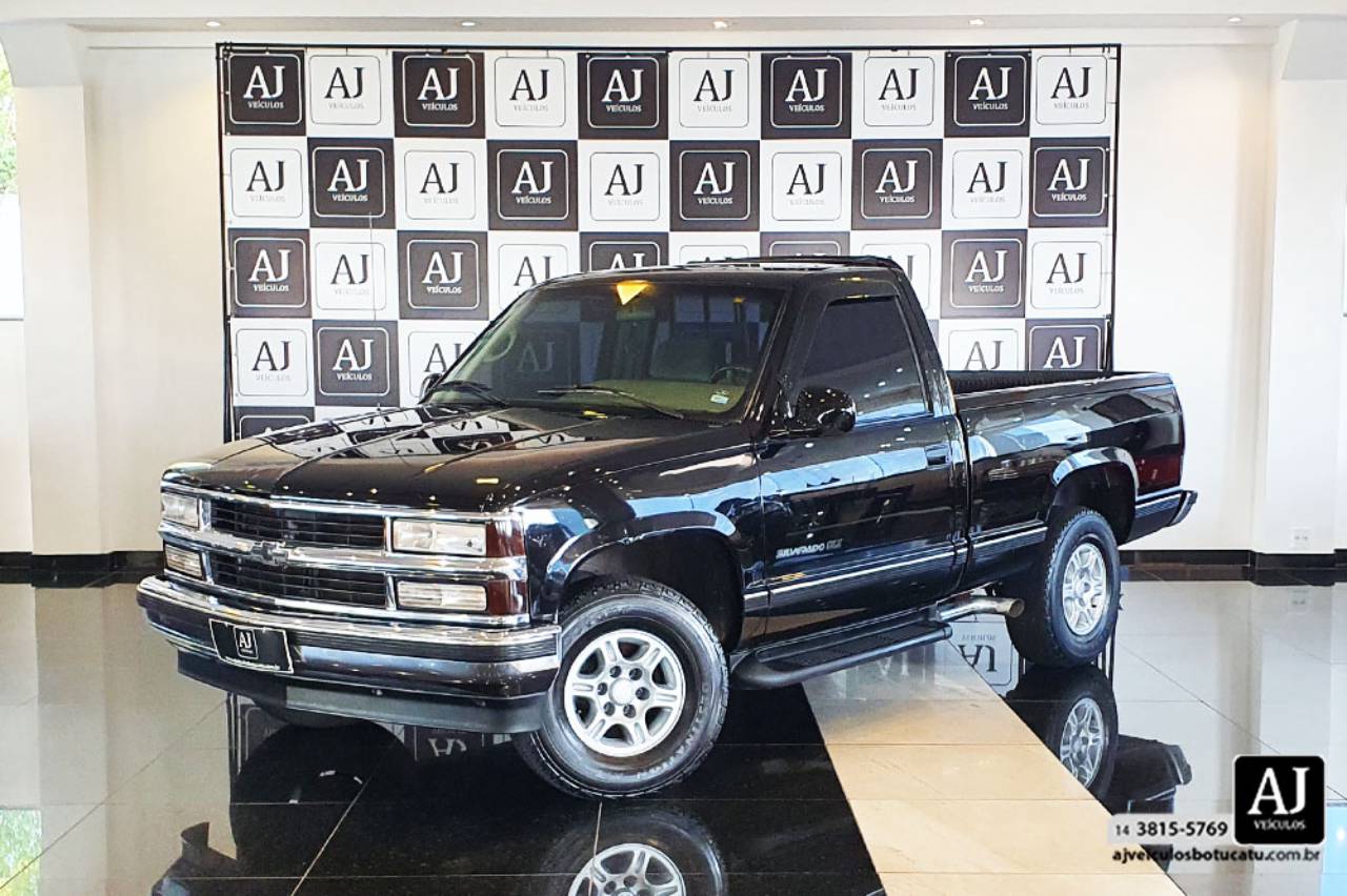 Chevrolet Silverado Dlx Cabine Simples Em Botucatu Sp Classificados Solutudo