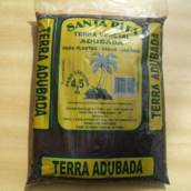 Terra adubada para jardim