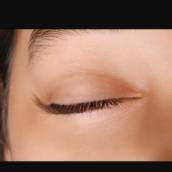 Para olhos amendoados, efeito delicado e alongado 