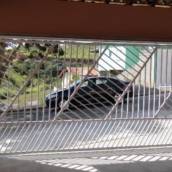 BELA CASA EM BAIRRO TRANQUILO