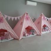 Festa do Pijama com cabanas - Tema Paris
