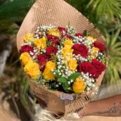 Buquê de 24 Rosas - Elegância e Romance em Cada Flor - Ourinhos/SP