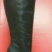 Bota Vizzano. 