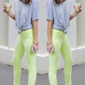 T-Shirt de Malha Candy Collor Azul (Semelhante no Tamanho: 38/40)