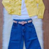 Calça jeans com cinto