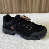 Coturno Mountrek cano baixo de couro masculino adulto