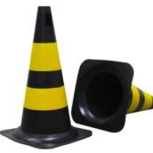 CONE SINALIZAÇÃO PRETO E AMARELO 