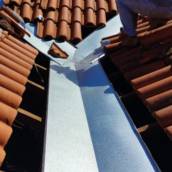 Calha em V resistente e eficiente em Assis, SP