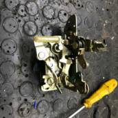 Limpeza de fechadura de carro em Bauru
