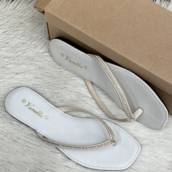 Rasteirinha adulta Varella em Uberlândia, MG por Lojas Dom Flavittos