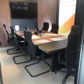  Sala de Reunião - Ambiente Profissional e Confortável em Marília/SP