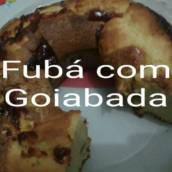 Bolo Fubá com Goiabada