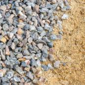 Areia e Pedra em Bom Jesus dos Perdões, SP por JR Ferro 