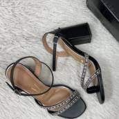 Sandália adulta Vizzano em Uberlândia, MG por Lojas Dom Flavittos