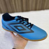 Chuteira Umbro Futsal masculina adulta 