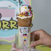 Cone de Churros com Sorvete 