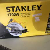 Serra Circular Stanley 1700 W